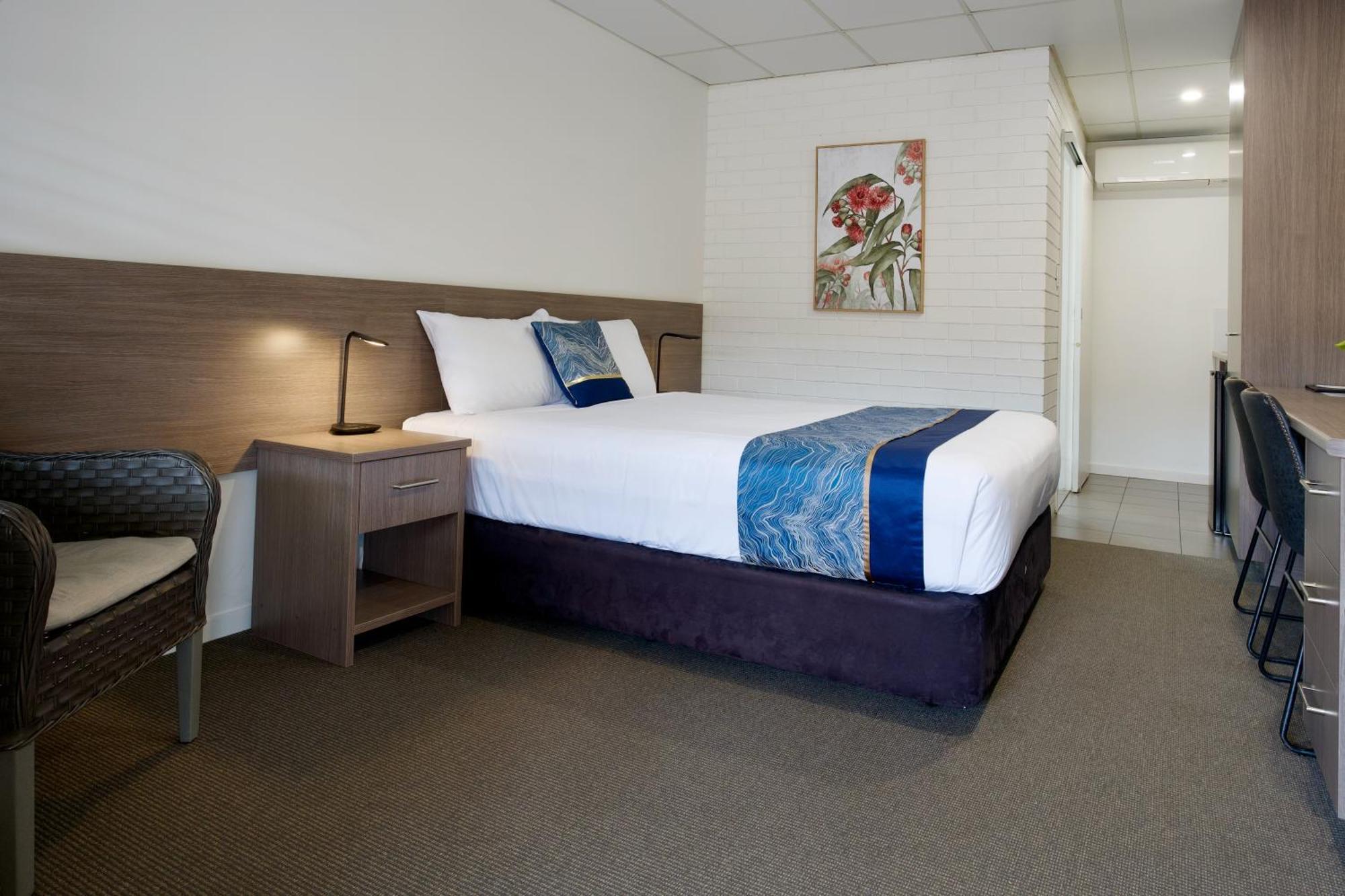 Chalet Motor Inn Bundaberg Exterior foto